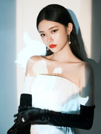 Lin Yun Sina Fashion Style Awards red carpet pictures