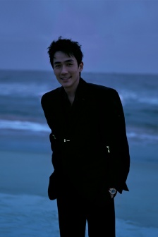 Zhu Yilong magazine cover photo