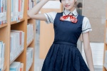 Sichuan school beauties beautiful uniform photos in the library