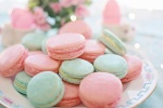 Delicious macarons pictures desktop wallpaper