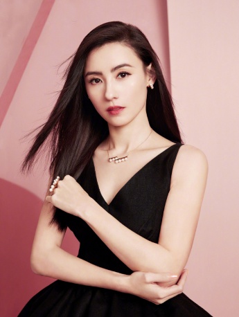 Cecilia Cheung sexy bandage skirt photos