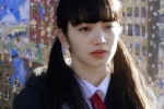Komatsu Nana's world-weary face avatar
