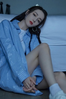 Dilireba beautiful photo mobile wallpaper