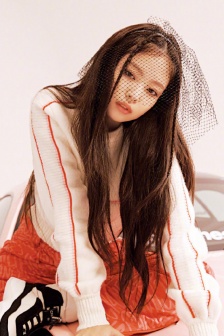 JENNIE W11 monthly cover photo