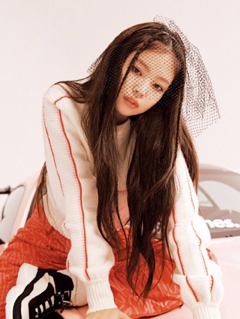 JENNIE金智妮W11月刊封面写真