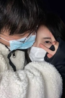 Very loving couple avatar pictures