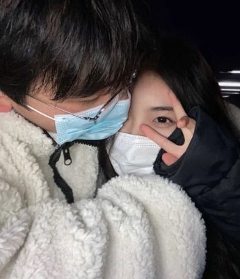 Very loving couple avatar pictures