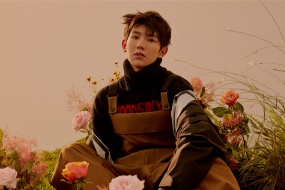 Handsome guy Wang Yuan magazine photo pictures desktop wallpaper