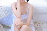 火辣吊帶睡裙美女嫵媚性感寫真