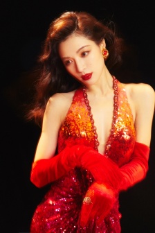 Zhong Chuxi 2022 Zhejiang Satellite TV New Year’s Eve Party Pictures