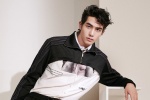 Song Weilong fashionable and handsome photo pictures desktop wallpaper