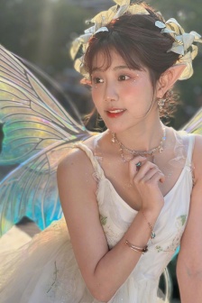 李藝彤繡花短裙俏皮cos寫真圖片