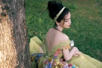 Angelababy sexy photo in yellow and green carved dress