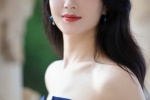 Zhao Liying sexy and sultry photo in blue dress