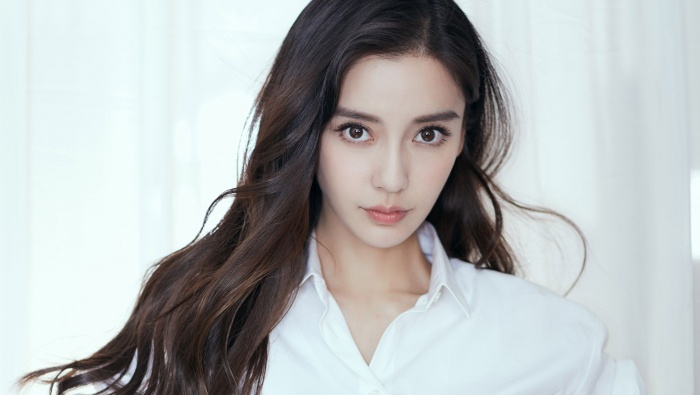 Angelababy elegant temperament photo desktop wallpaper