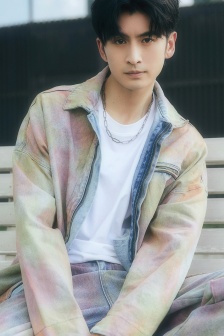 Zhang Yunlong full screen mobile wallpaper