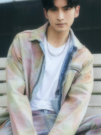 Zhang Yunlong full screen mobile wallpaper