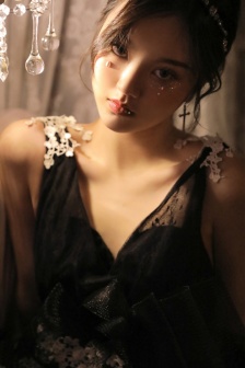 美女禦姐魅惑性感私房寫真