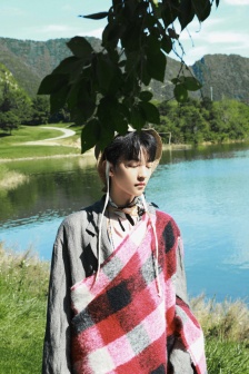 Wang Junkai's sunny and handsome outdoor photo pictures
