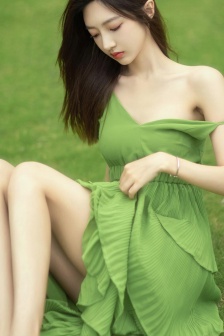 Vitality beauty green dress mobile wallpaper