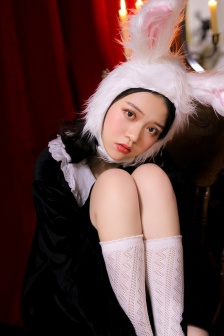 Dark bunny girl aesthetic photo mobile wallpaper