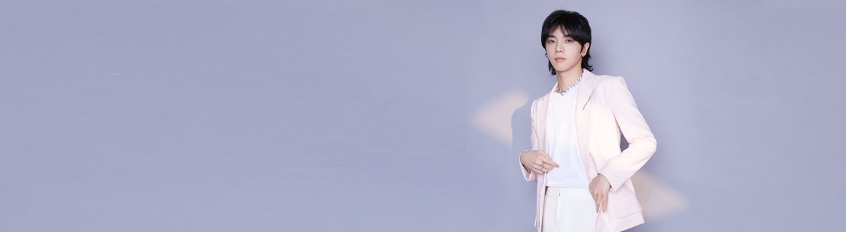 Hua Chenyu picture gallery