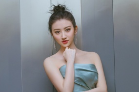 美女演員景甜桌麵壁紙圖片