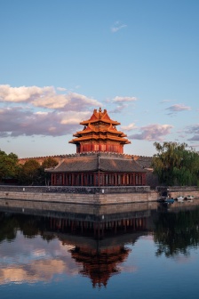 Forbidden City corner tower morning glow HD mobile wallpaper