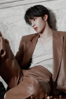 刘耀文潮流明星手机壁纸