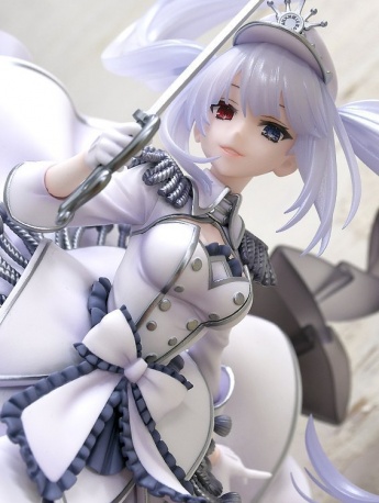 赤黑新章白之女王手办局部细节图