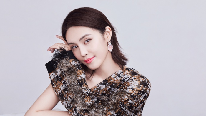 Beauty star Han Dantong computer wallpaper