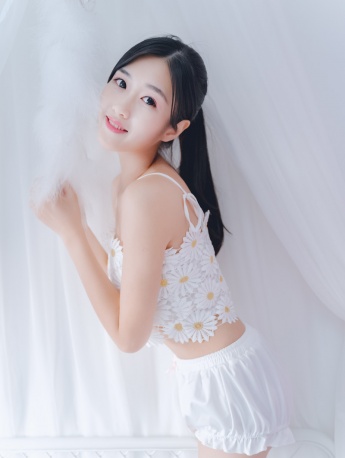小蠻腰美女美腿翹臀性感嫵媚寫真