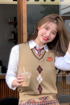 Yilishazi college style mobile wallpaper