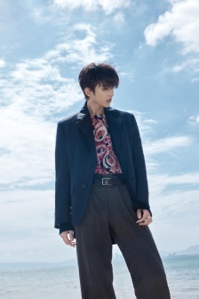 Cai Xukun's handsome photo at GQ Character Festival