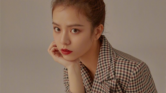 美女宋芸桦图片桌面壁纸