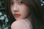 梨渦允允甜美少女手機壁紙