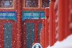 Bingdundun New Year version of Forbidden City snow scene mobile wallpaper