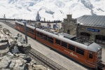 Swiss rack mountain train pictures desktop wallpaper