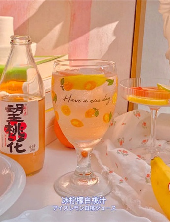 夏季清新又乾淨的舒心唯美背景圖片