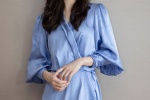 Liu Shishi elegant and sexy photo pictures in blue silk dress