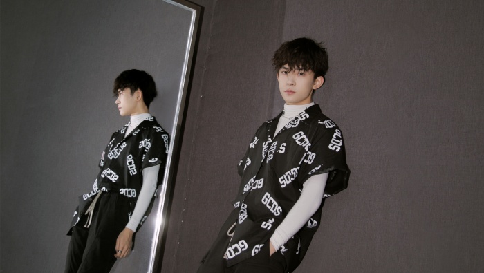 TFBOYS Yi Yang Qianxi computer wallpaper