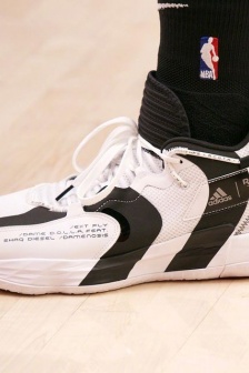 Dame7 joint shoes displayed from multiple angles