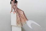 Tang Yan's mermaid style fashion and sexy photo