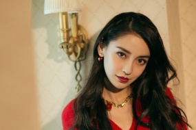 Angelababy电脑桌面壁纸图片