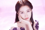 Guan Xiaotong's beautiful pictures and photos desktop wallpaper