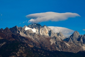 玉龙雪山风光美景图片桌面壁纸