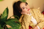 Cecilia Cheung's sexy pictures and photos of light yellow hollow jacket