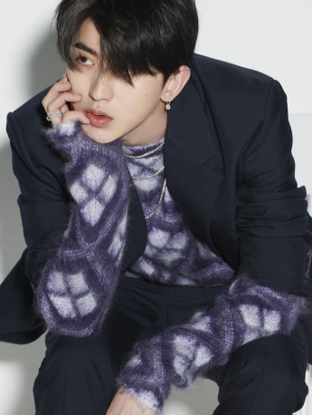 帥哥明星蔡徐坤手機壁紙