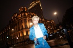 Liu Yuxin cool fashion photo pictures in blue suit