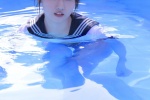 夏日泳池美女清新性感藍主題寫真
